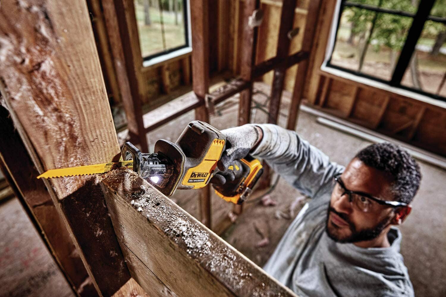 DeWALT Atomic 20V Max Cordless One Handed Reciprocating Saw Tool