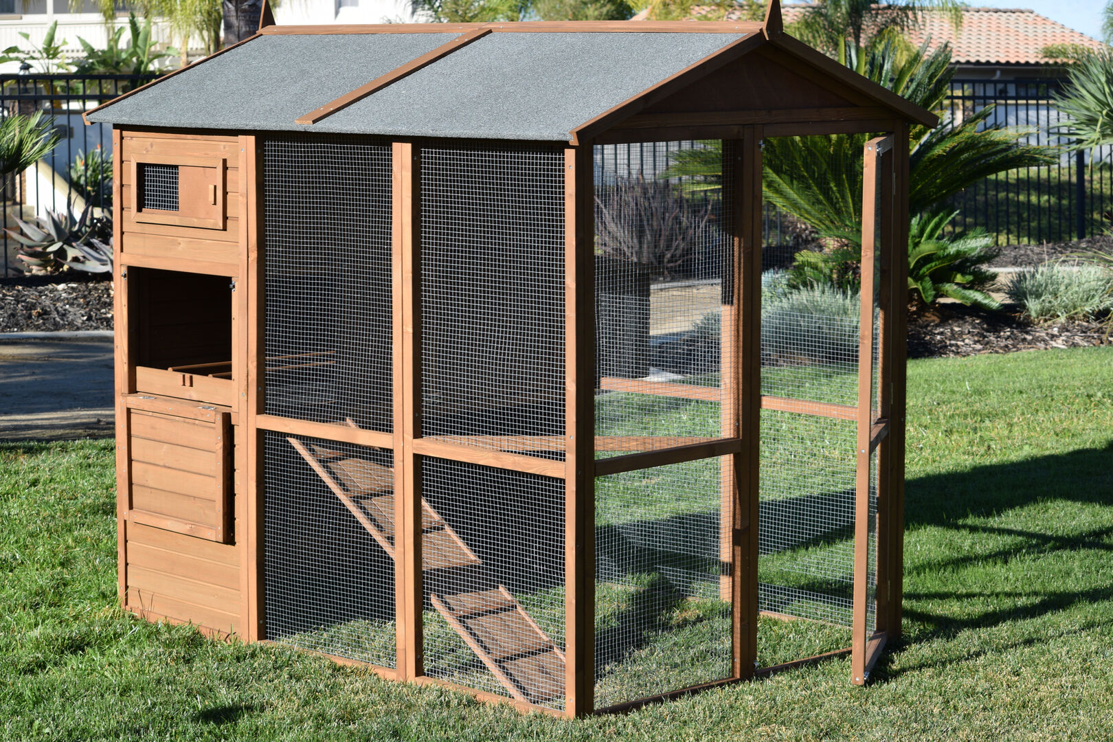 Rugged Ranch Studio Chicken Nesting Box