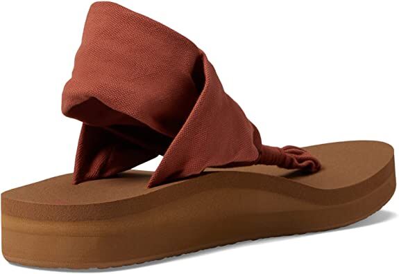 Sanuk wedge clearance sandals